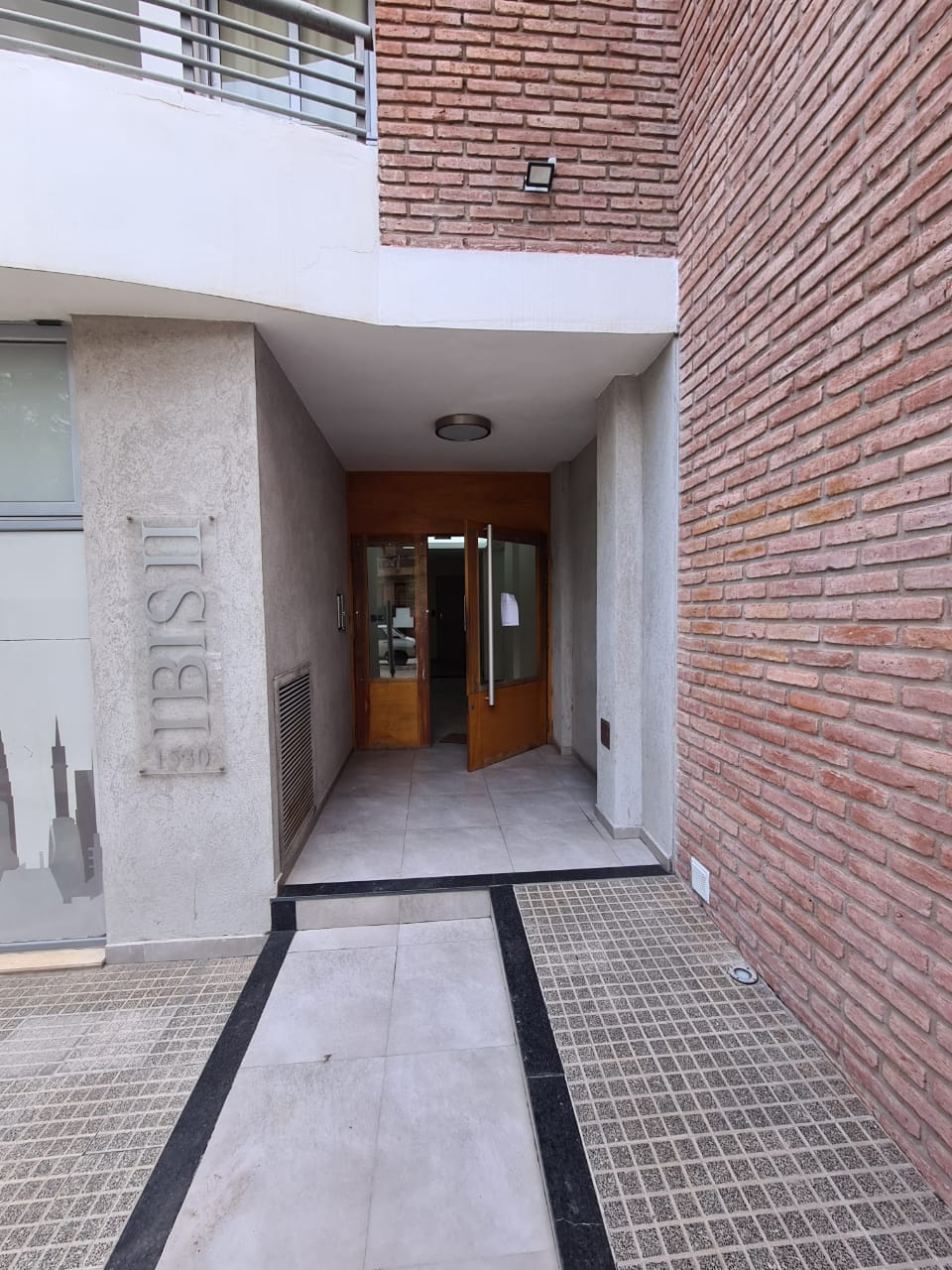 1 DORM - C-BALCON - ESPACIOS AMPLIOS MUY LUMINOSO - VENI CONOCELO!