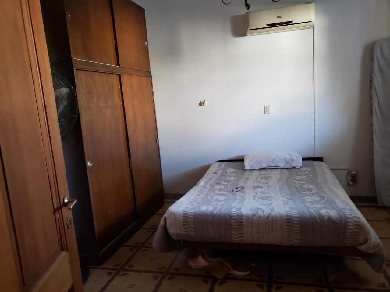 CASA VENTA ARGUELLO
