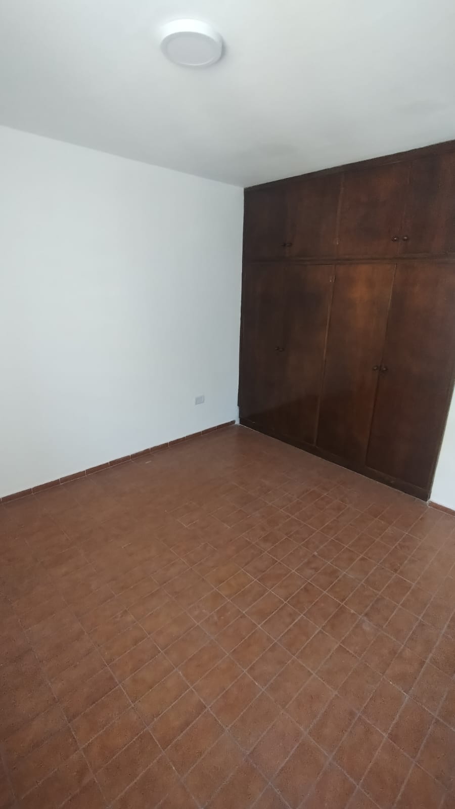 VENDO 2 DORM BARRIO GENERAL PAZ EXTERNO CON BALCON