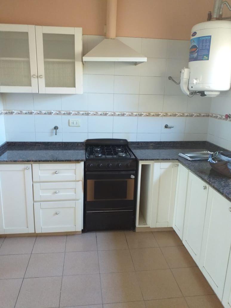 DUPLEX 2 DORM - PLANTA BAJA - PATIO - COCHERA