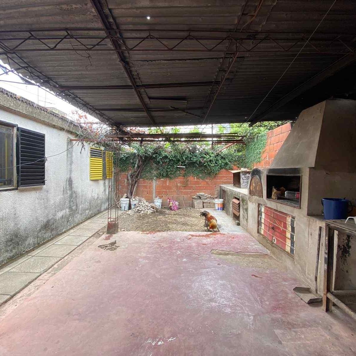 GRAN OPORTUNIDAD - VENTA CASA 3 DORMITORIOS PATIO Y ASADOR - QUINTAS DE ARGUELLO