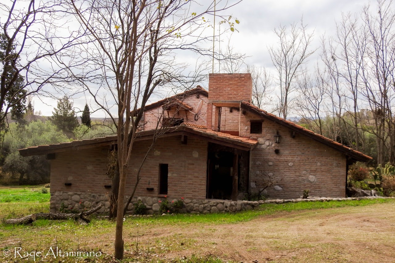 CHALET EN VENTA - VILLA DE LAS ROSAS - TRASLASIERRAS