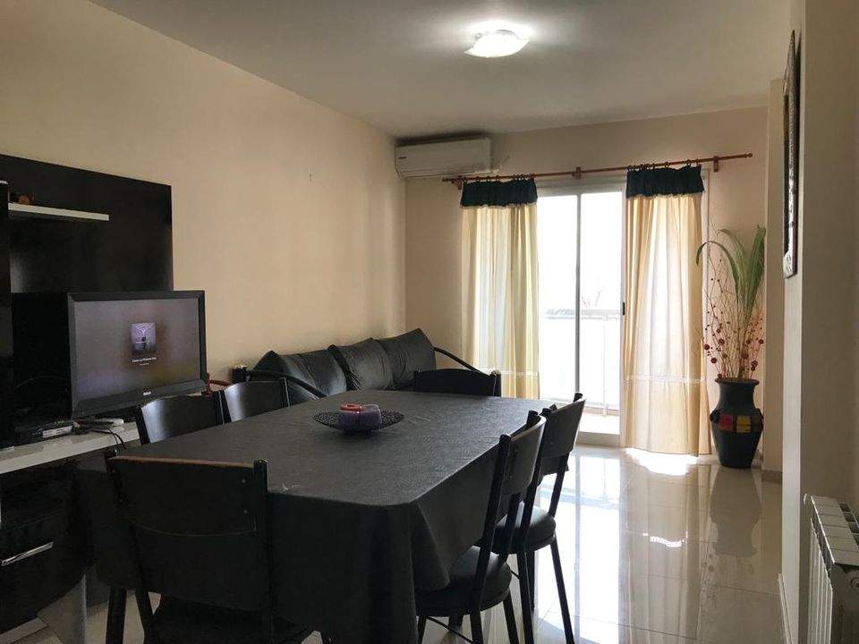 VENTA DEPARTAMENTO CENTRICO EN CARLOS PAZ