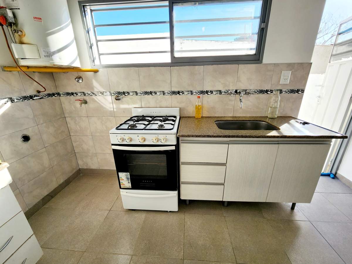 Duplex - 2 Dorm. - 1 Baño - Patio y Cochera - Villa Domínguez - Carlos Paz