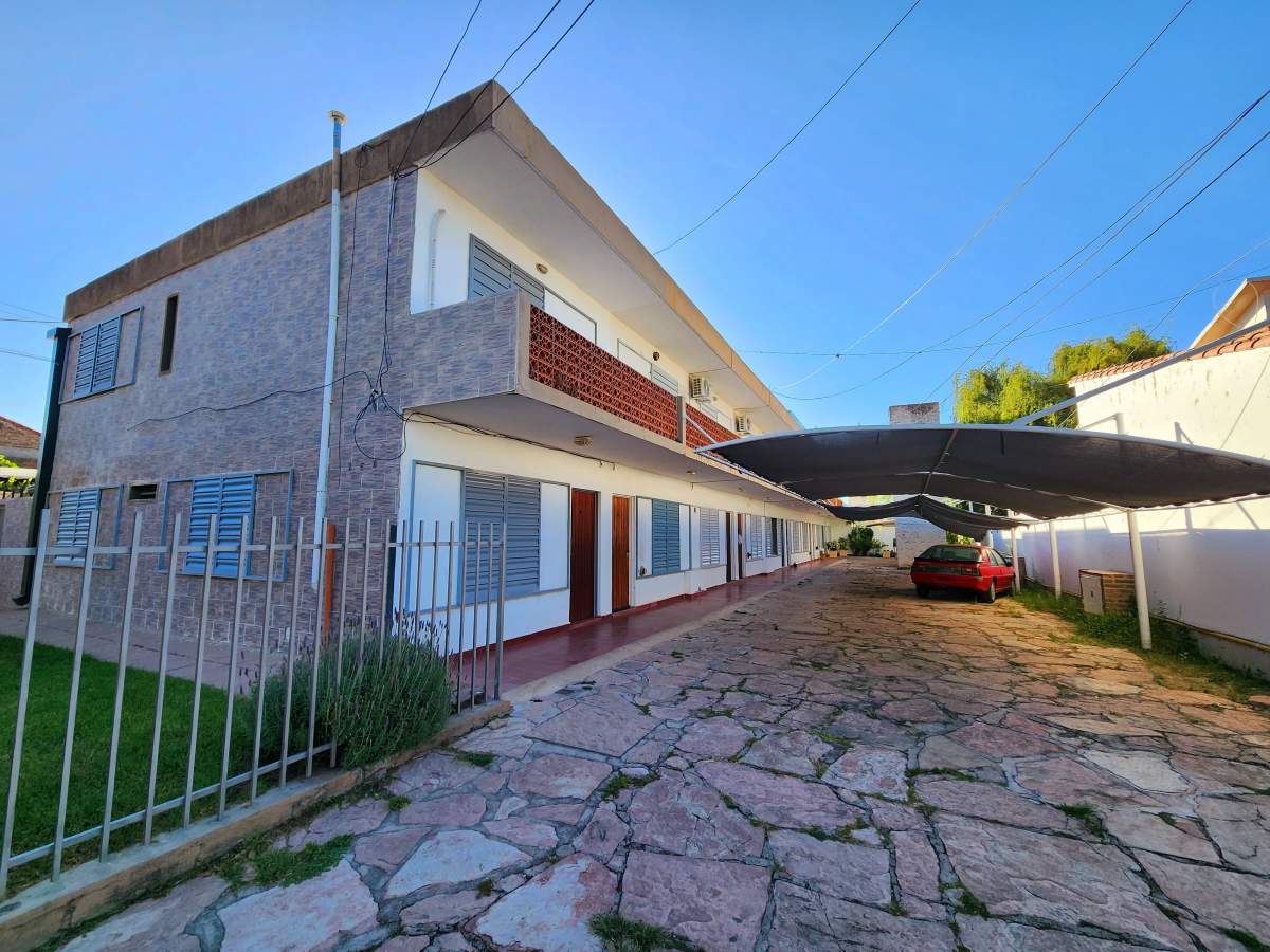 Duplex - 2 Dorm. - 1 Baño - Patio y Cochera - Villa Domínguez - Carlos Paz