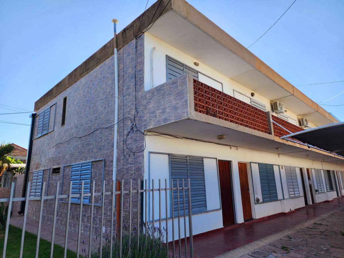 Duplex - 2 Dorm. - 1 Baño - Patio y Cochera - Villa Domínguez - Carlos Paz