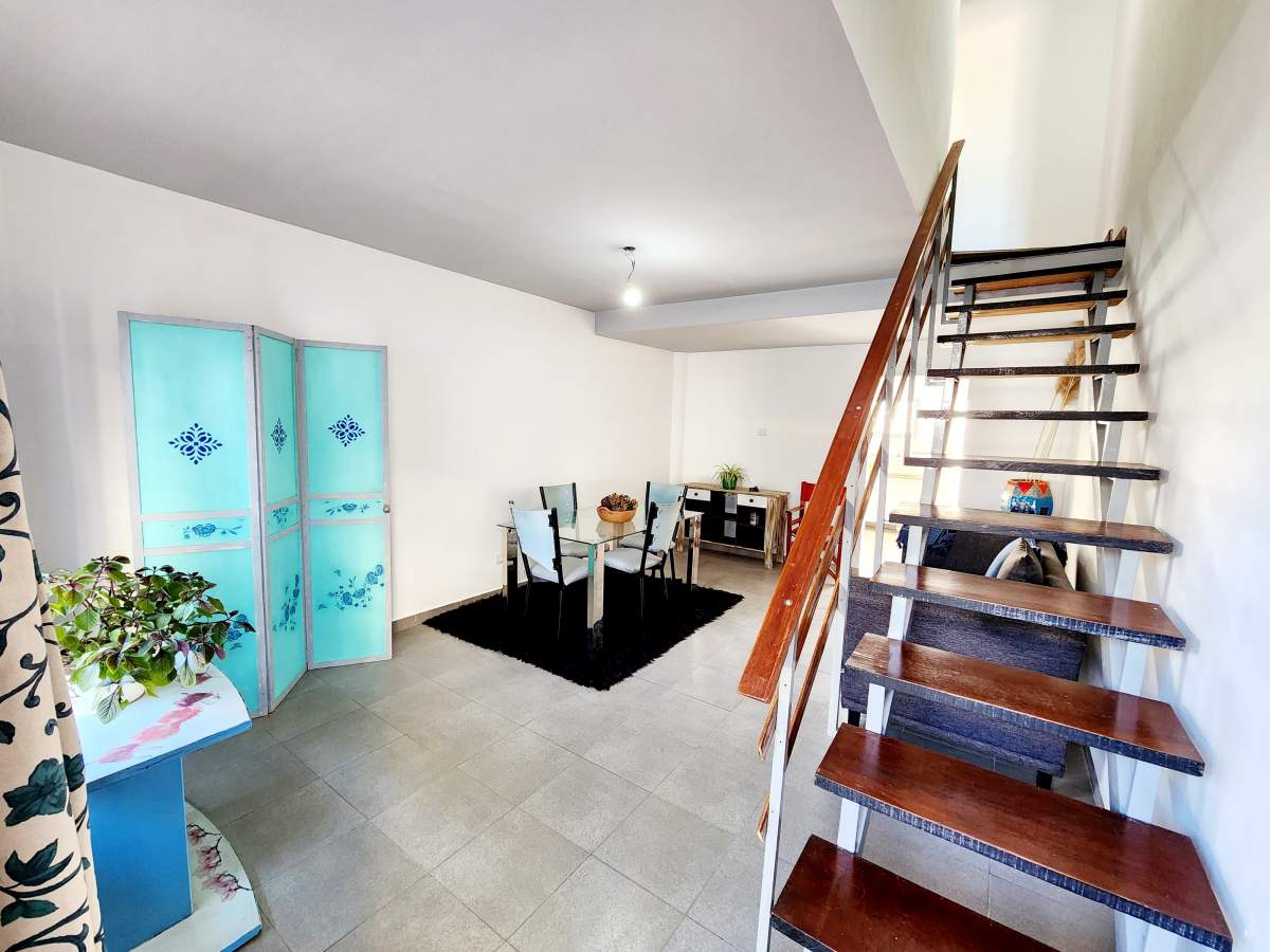 Duplex - 2 Dorm. - 1 Baño - Patio y Cochera - Villa Domínguez - Carlos Paz