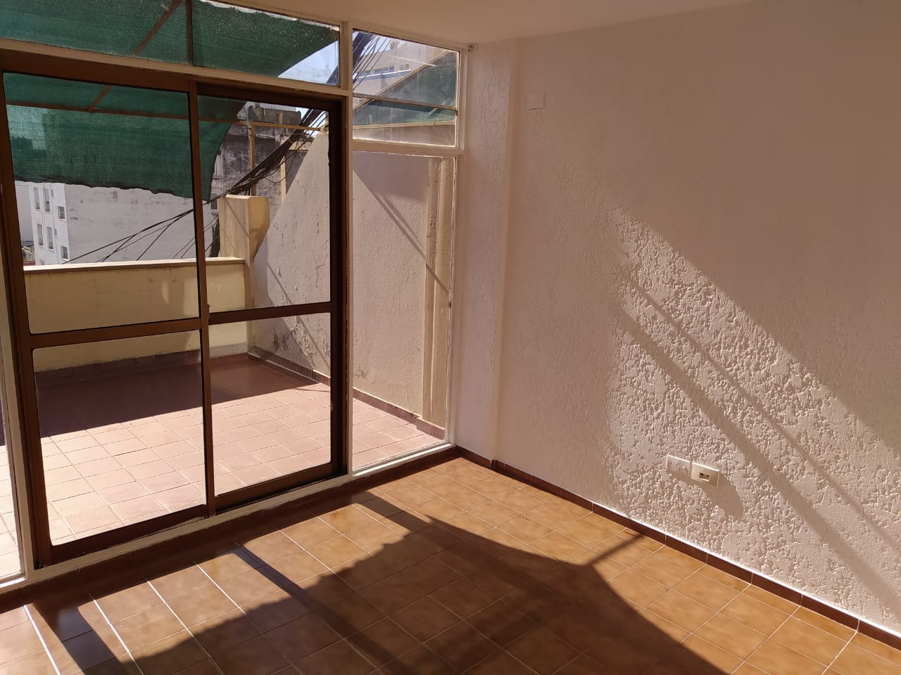 SE VENDE DPTO. 1 DORM. EXT. C- BALCÓN TERRAZA - DEAN FUNES 353 - CÓRDOBA