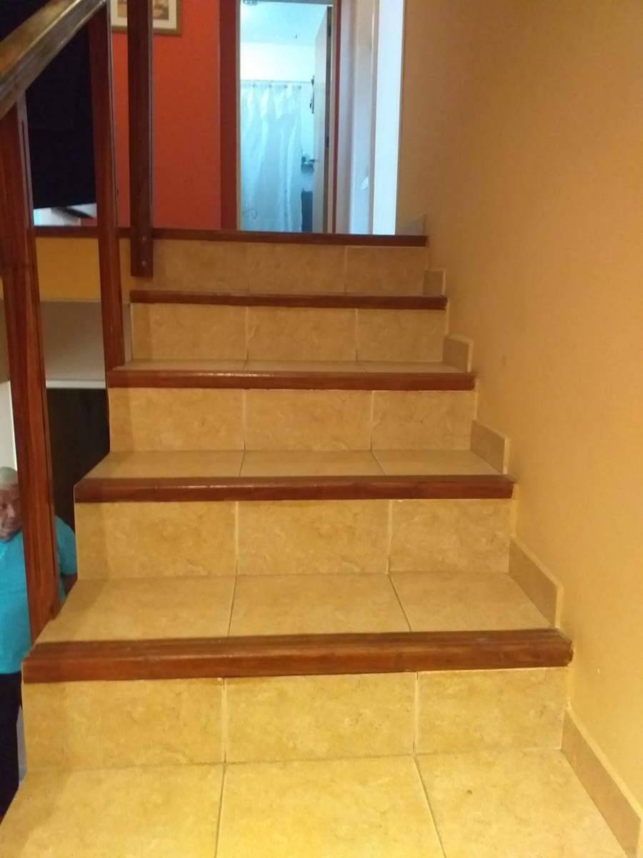 Duplex Zona Santa Ana 3800