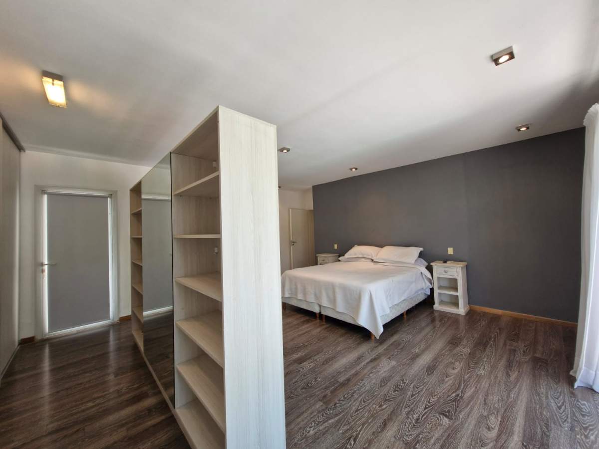 OPORTUNIDAD VENTA CASA 3-4 DORMITORIOS   PISCINA - COUNTRY LA RUFINA