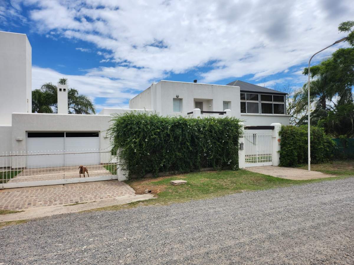 Venta Casa en zona exclusiva de Villa Allende Golf