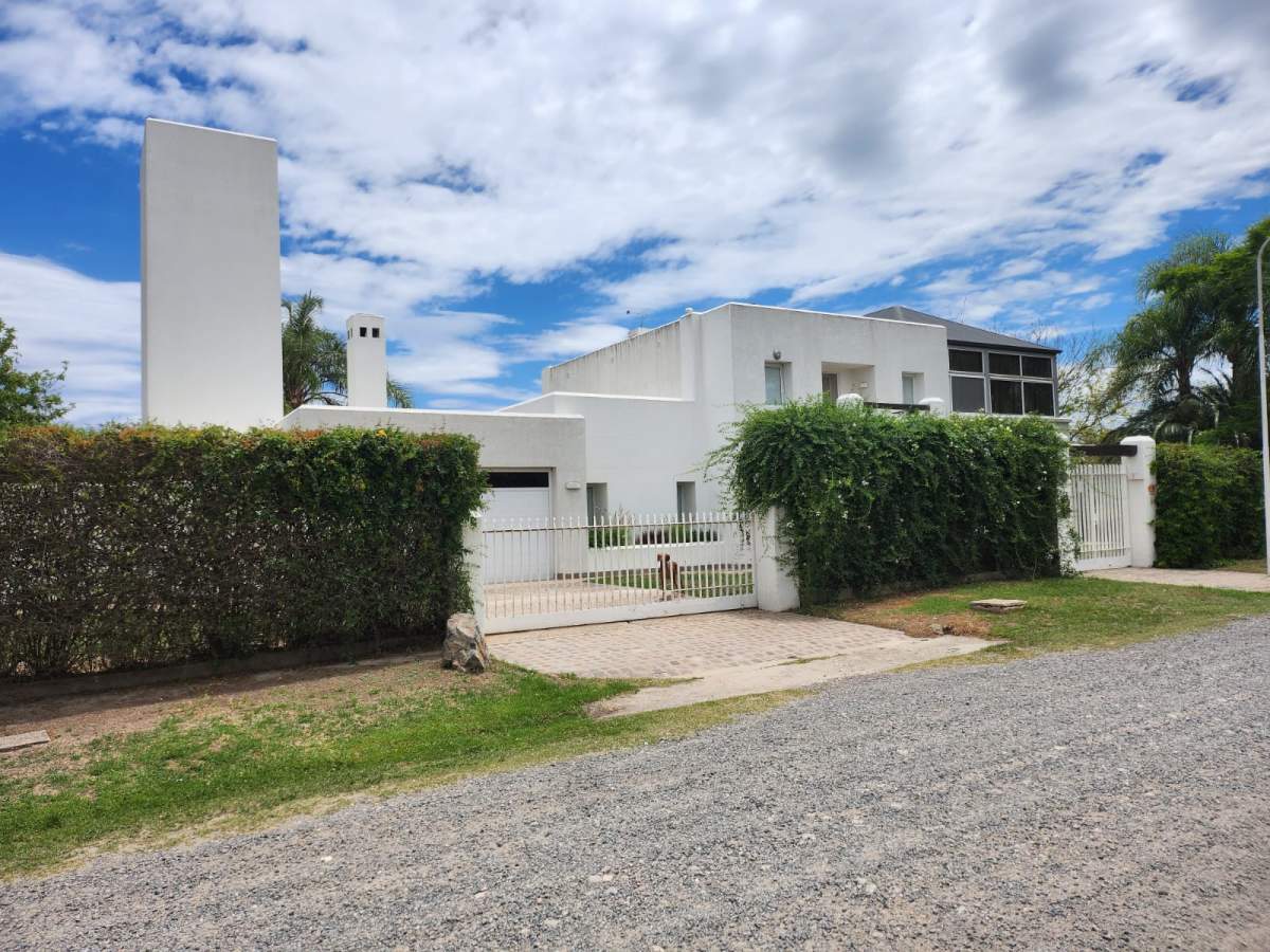 Venta Casa en zona exclusiva de Villa Allende Golf