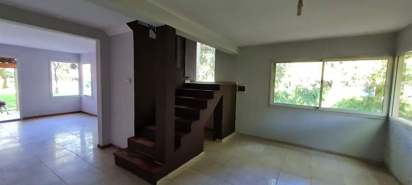 Venta Villa Allende Cumbres-Casa Apta Bancor 3  Dormitorios-Terreno 2715 m2-Apto Housing