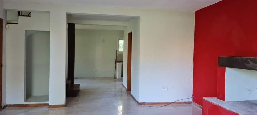 Venta Villa Allende Cumbres-Casa Apta Bancor 3  Dormitorios-Terreno 2715 m2-Apto Housing