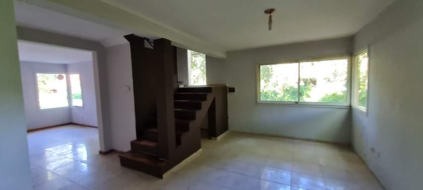 Venta Villa Allende Cumbres-Casa Apta Bancor 3  Dormitorios-Terreno 2715 m2-Apto Housing