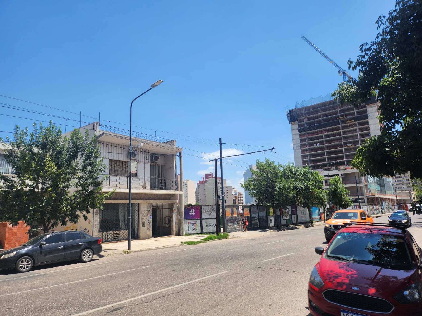 Venta Casa Nva Córdoba Apto Edificio (colinda con Pocito social Life) Av. Velez Sarsfield