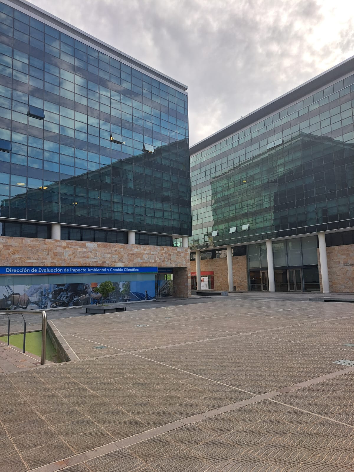 VENTA OFICINA TORRE CAPITALINAS CORDOBA