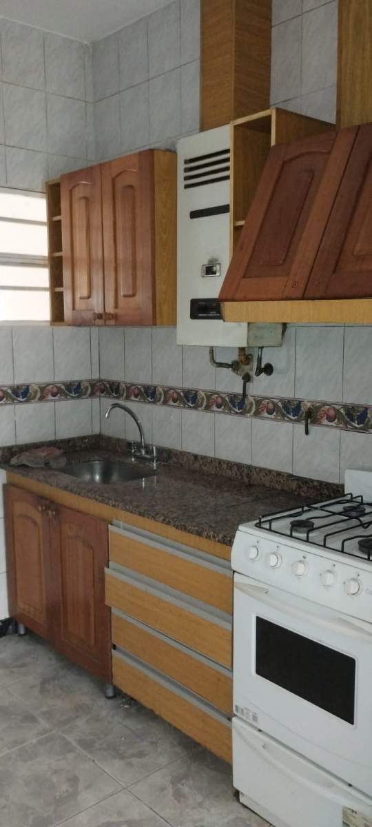 CASA A LA VENTA EN  ALTA CORDOBA PJE CIRES 3400