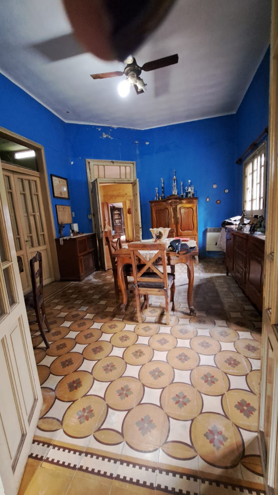 SR VENDE Casa antigua Alta Córdoba en Al