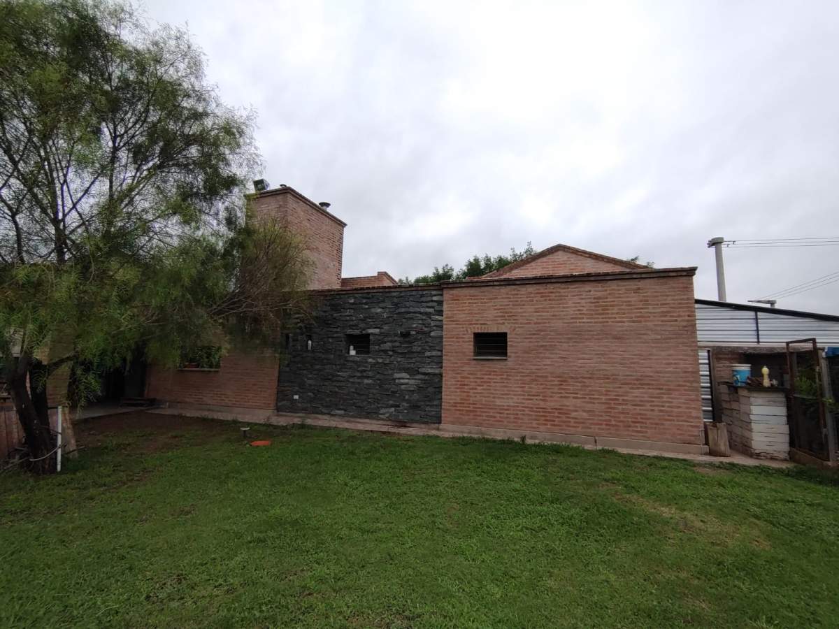 BARRIO CERRADO QUINTAS DE ITALIA 3 - CASA EN VENTA 3 DORM.