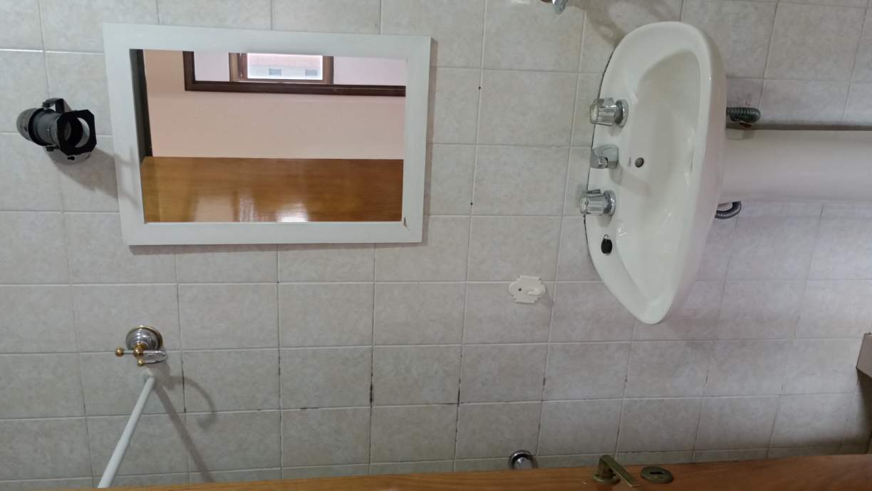 DEPARTAMENTO DOS DORMITORIOS Y DEPENDENCIA DE SERVICIO EN VENTA BARRIO NUEVA CORDOBA