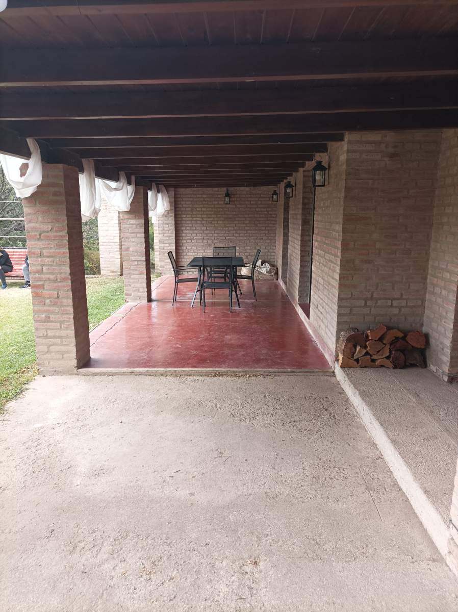 SE VENDE INMUEBLE EN UNQUILLO