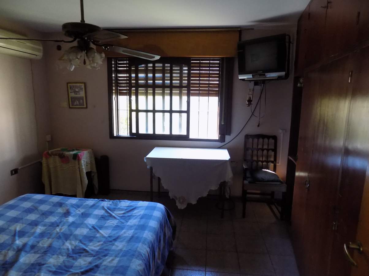 VENTA CASA 3 DORMITORIOS        BARRIO URCA