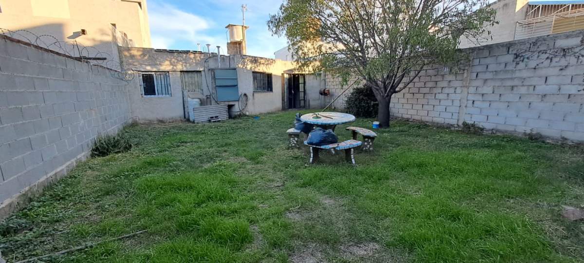 VENTA CASA  2 DORMITORIOS