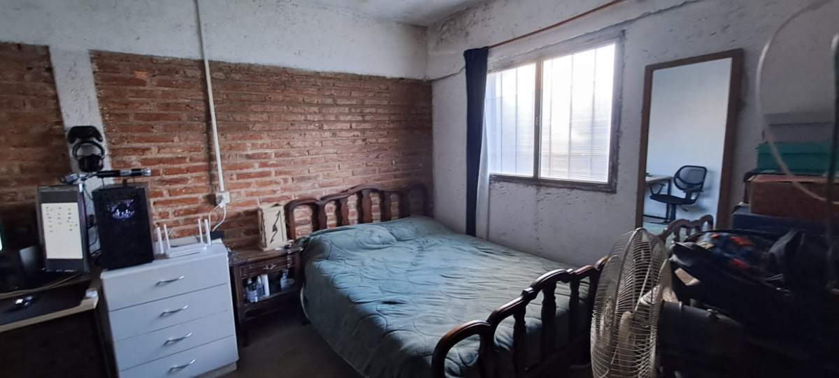 VENTA CASA  2 DORMITORIOS