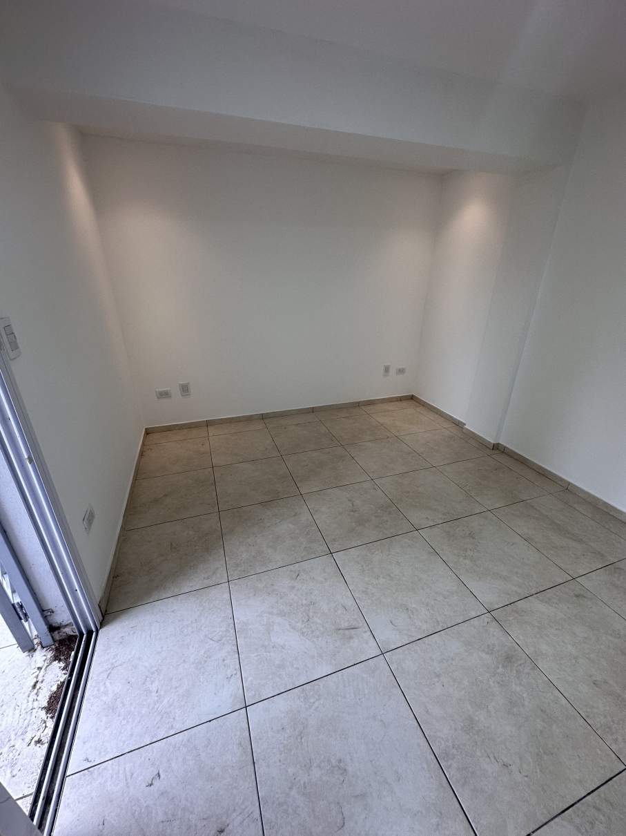 SE VENDE DEPTO 1 DORMITORIO - B PUEYRREDON