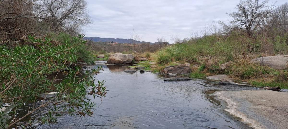 TERRENO  BIALET MASSE   FRENTE AL RIO