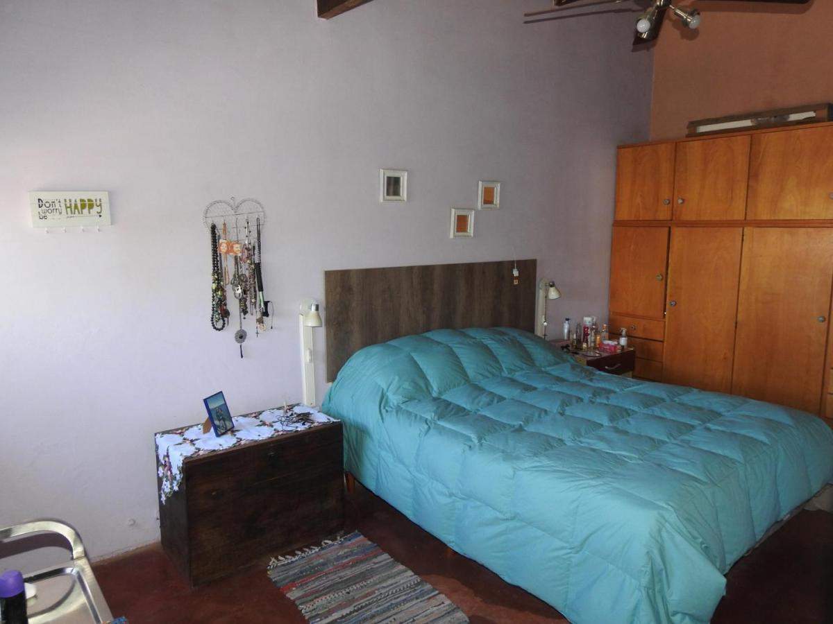 Vendo Casa: ubicada en calle Juan Fernández 6100, B° Industrial Norte, a 6 cuadras del anillo de cir