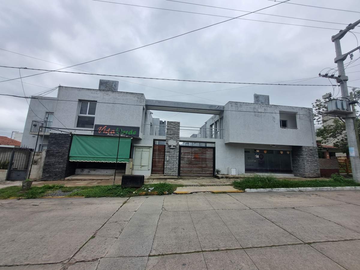 OPORTUNIDAD -VENTA DEPARTAMENTO 1 DORM 40 MTS CUB  HOUSING LOS ALGARROBOS 2 LA CALERA.