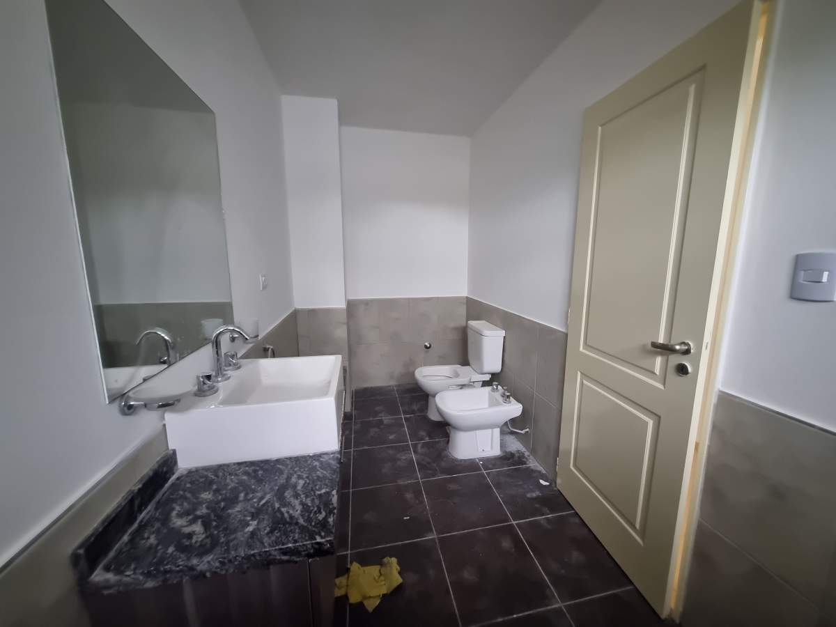 OPORTUNIDAD -VENTA DEPARTAMENTO 1 DORM 40 MTS CUB  HOUSING LOS ALGARROBOS 2 LA CALERA.