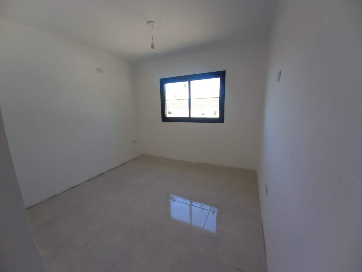 Se vende casa: Excelente propiedad ubicada en calle Paraíso esquina Los Aromos, Barrio Mi Valle Golf