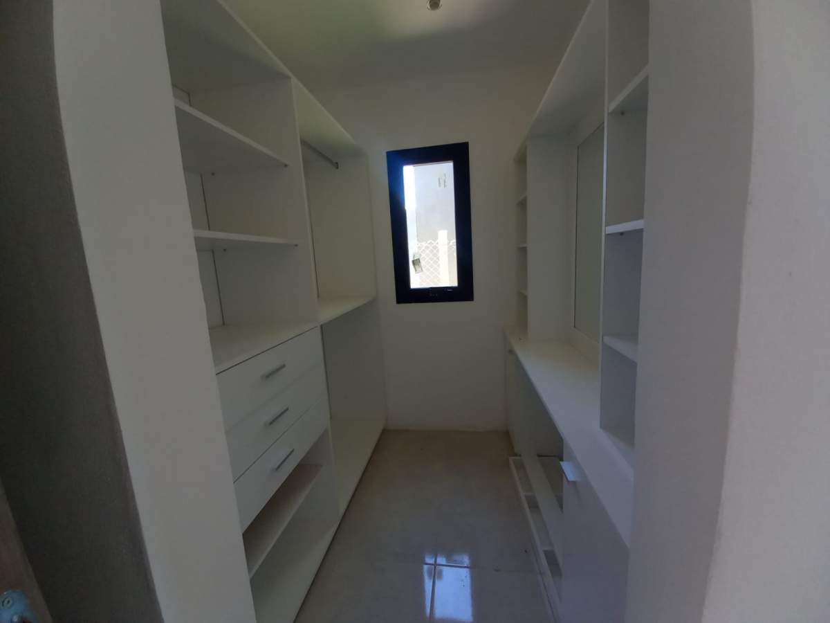 Se vende casa: Excelente propiedad ubicada en calle Paraíso esquina Los Aromos, Barrio Mi Valle Golf