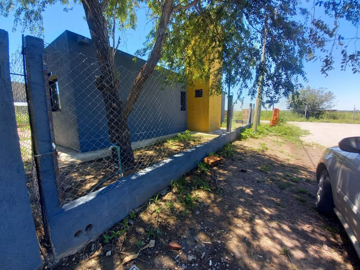 Se vende casa: Excelente propiedad ubicada en calle Paraíso esquina Los Aromos, Barrio Mi Valle Golf