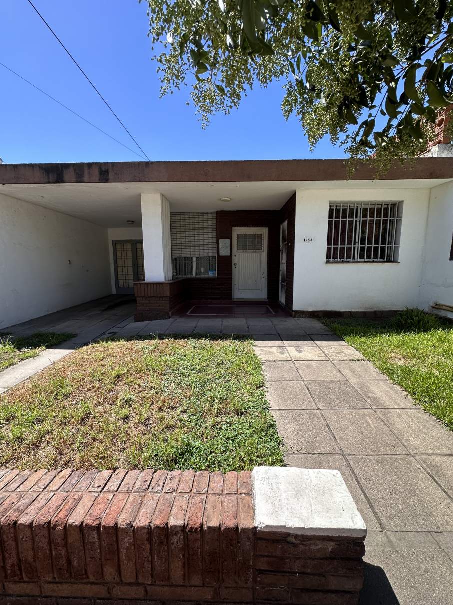 SE VENDE PROPIEDAD EN VILLA CABRERA