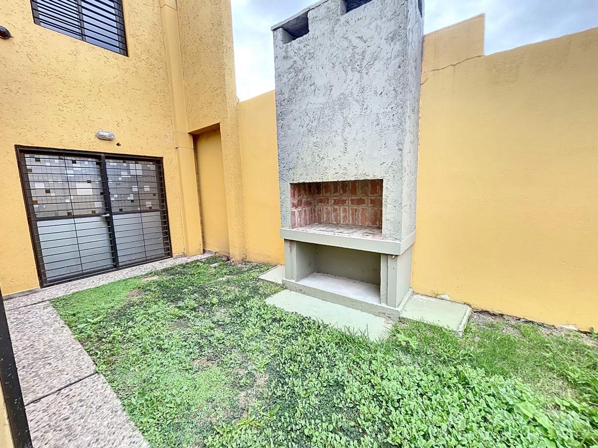 Duplex en venta de 2 dormitorios en Barrio Nuevo Poeta Lugones