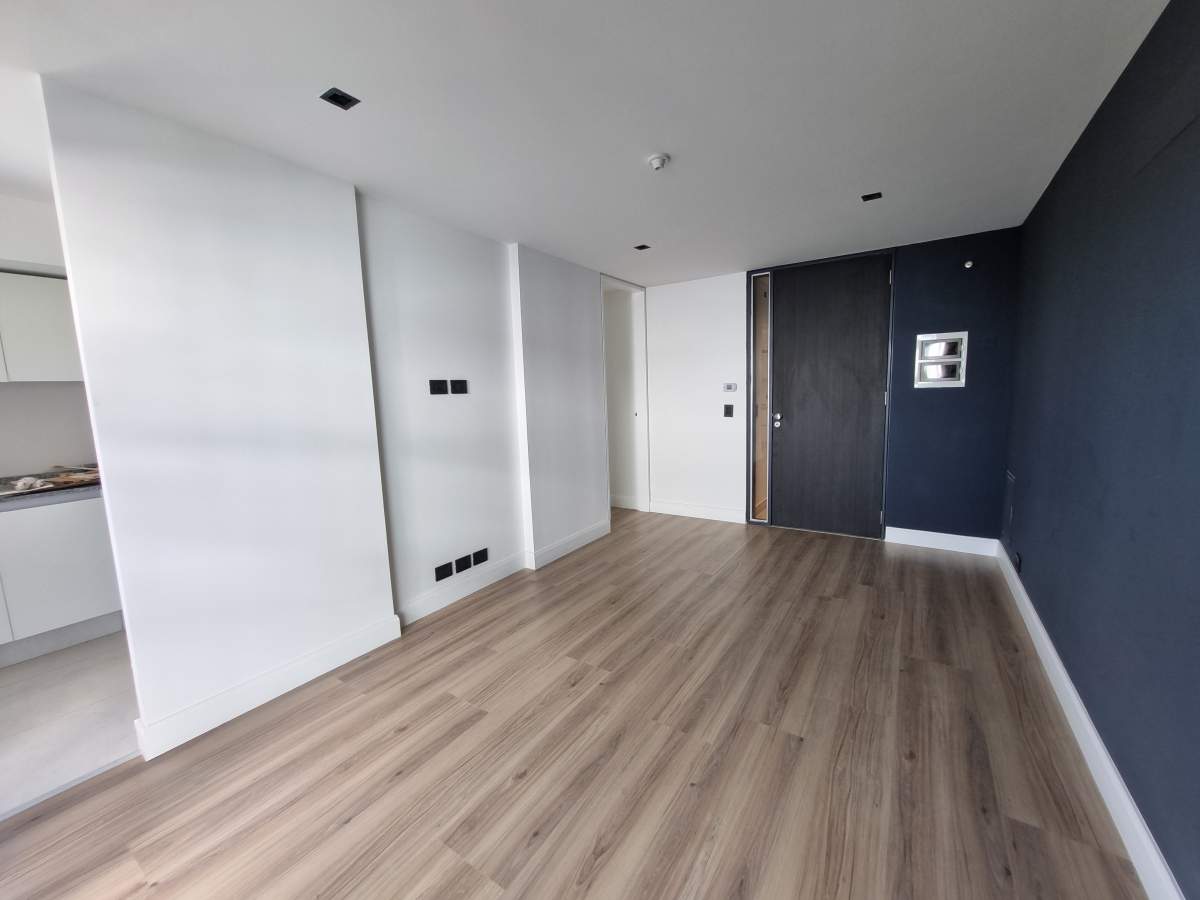 SUMMUM EXCELENTE DEPARTAMENTO 1 DORMITORIO CON COCHERA Y TERRAZA.