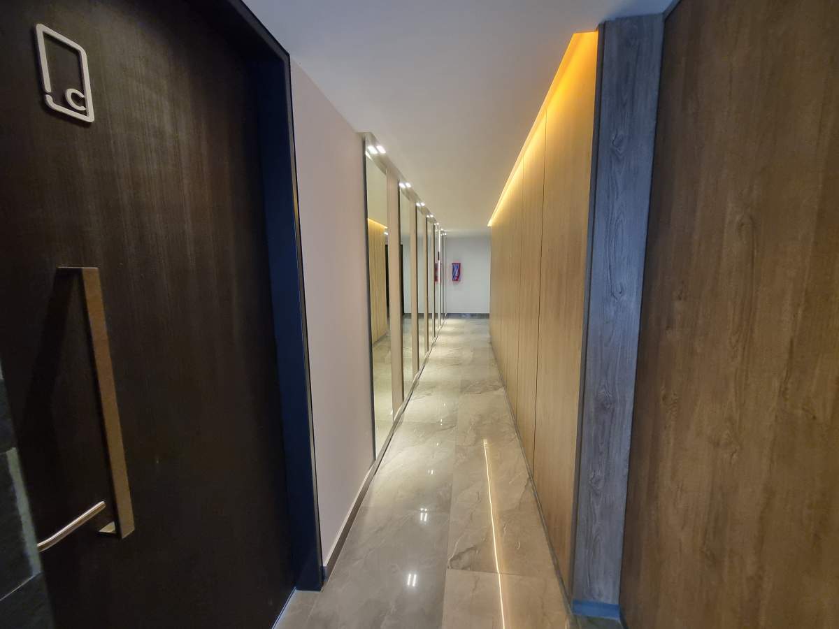 SUMMUM EXCELENTE DEPARTAMENTO 1 DORMITORIO CON COCHERA Y TERRAZA.