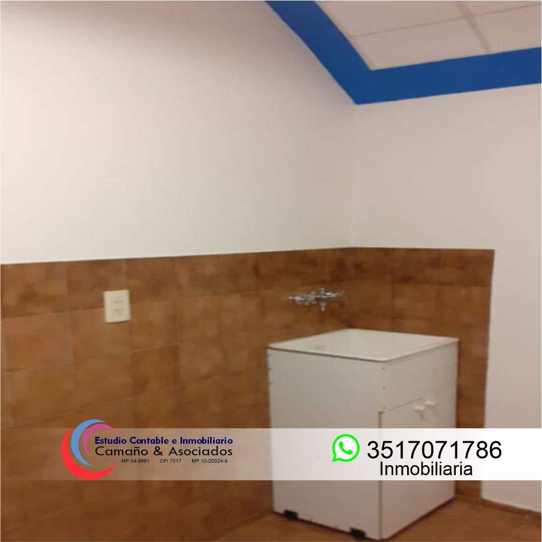 SE VENDE CASA  EN PARQUE LATINO