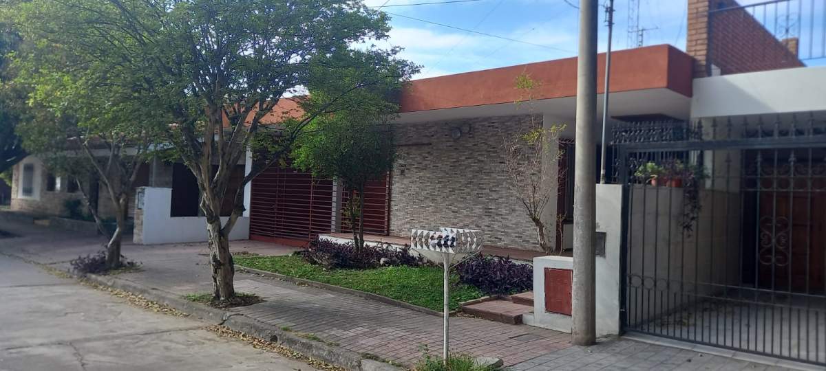 CASA A LA VENTA EN B PARQUE HORIZONTE- APTA CREDITO