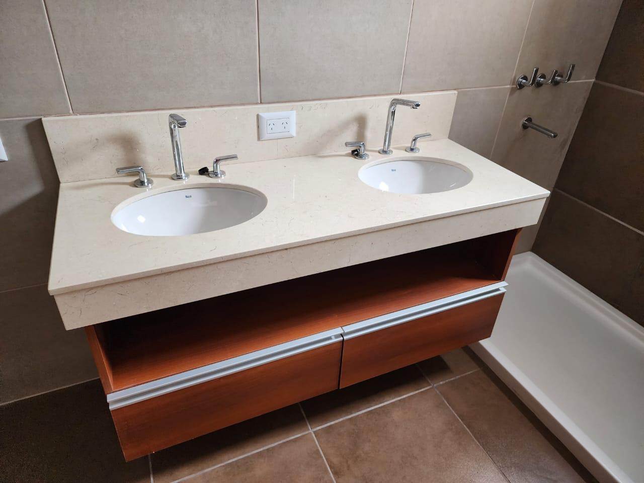 DUPLEX A ESTRENAR Bº URCA 3 D, 3 B, COCHERA DOBLE,EXCELENTE CALIDAD