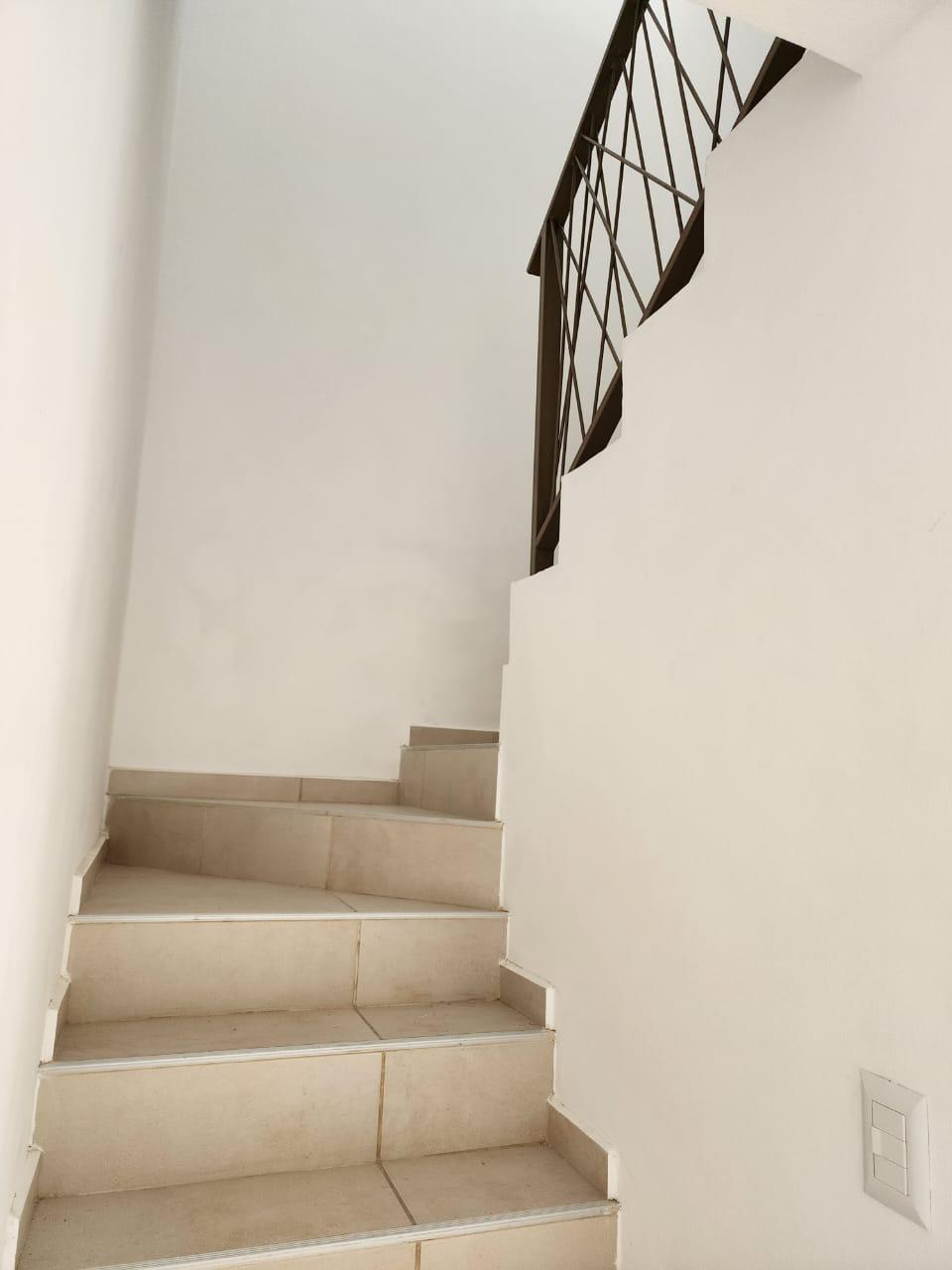 DUPLEX A ESTRENAR Bº URCA 3 D, 3 B, COCHERA DOBLE,EXCELENTE CALIDAD