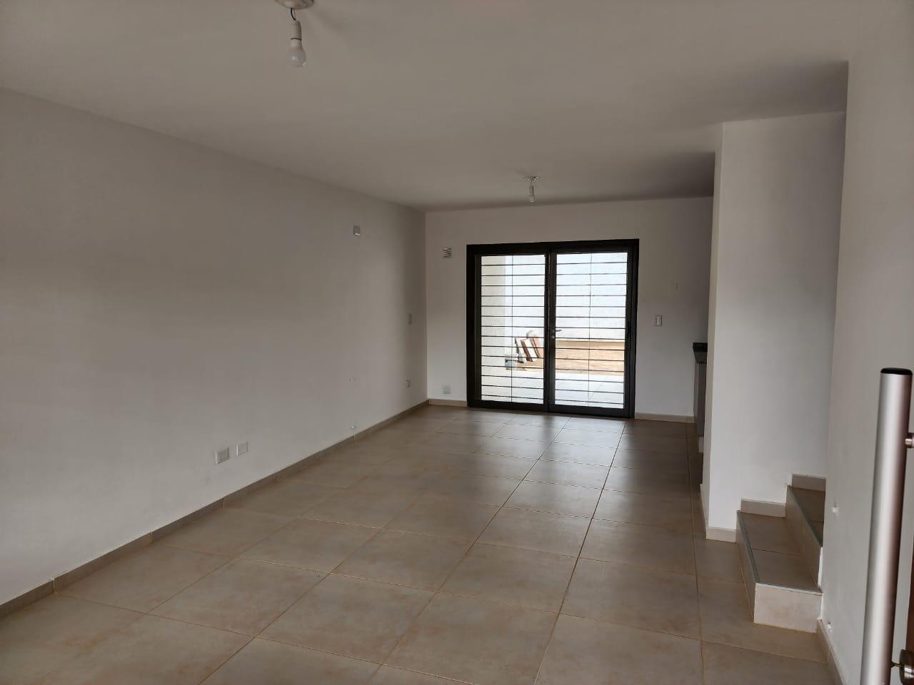 DUPLEX A ESTRENAR Bº URCA 3 D, 3 B, COCHERA DOBLE,EXCELENTE CALIDAD