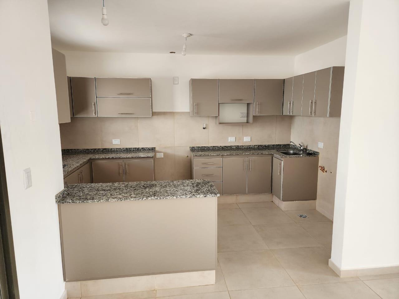 DUPLEX A ESTRENAR Bº URCA 3 D, 3 B, COCHERA DOBLE,EXCELENTE CALIDAD