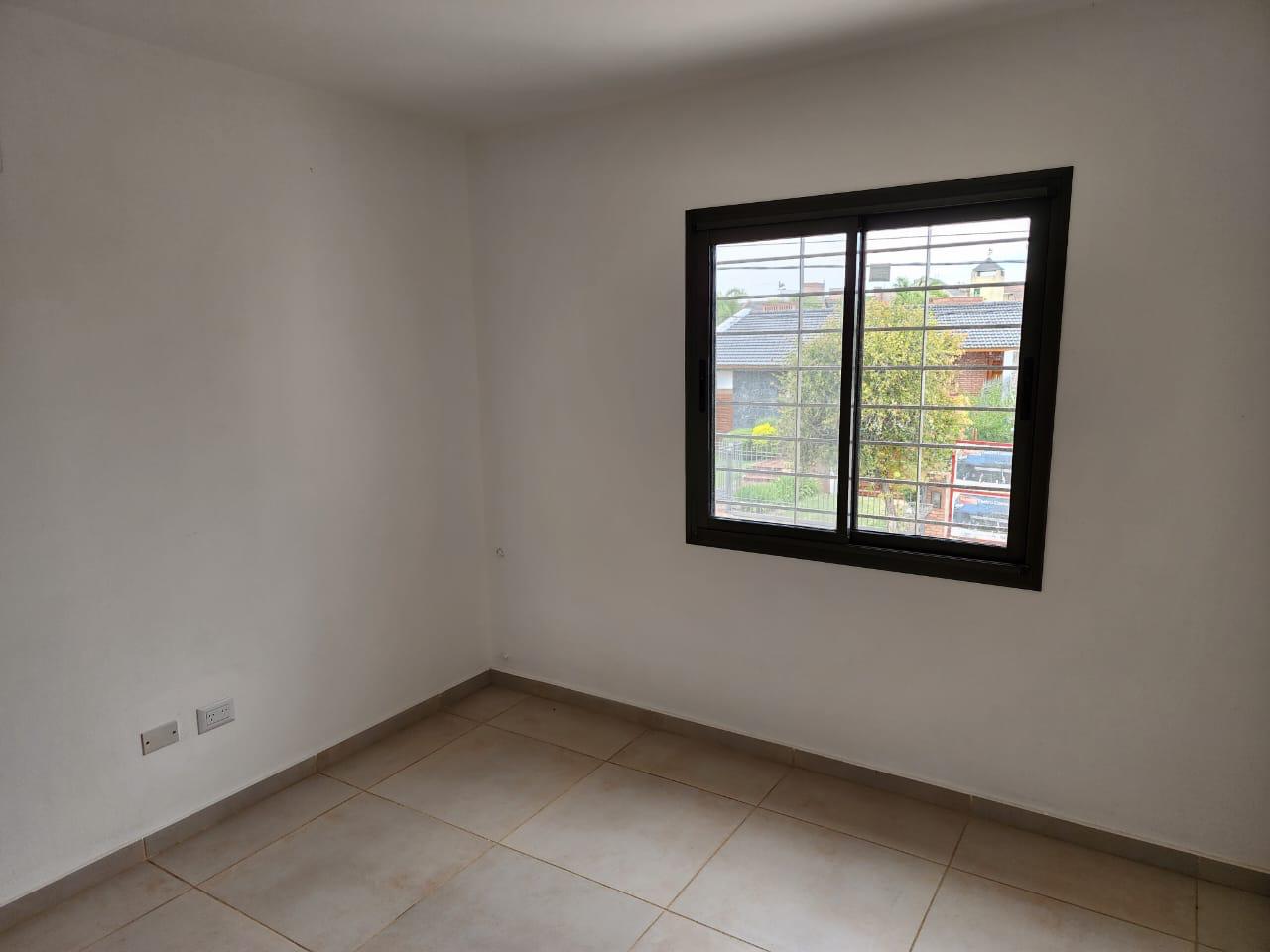 DUPLEX A ESTRENAR Bº URCA 3 D, 3 B, COCHERA DOBLE,EXCELENTE CALIDAD