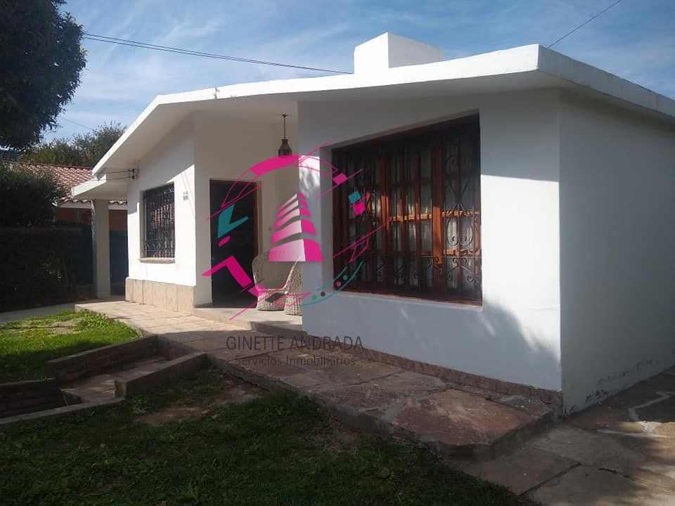 CASA EN VENTA, EXCELENTE OPORTUNIDAD EN VILLA CARLOS PAZ!