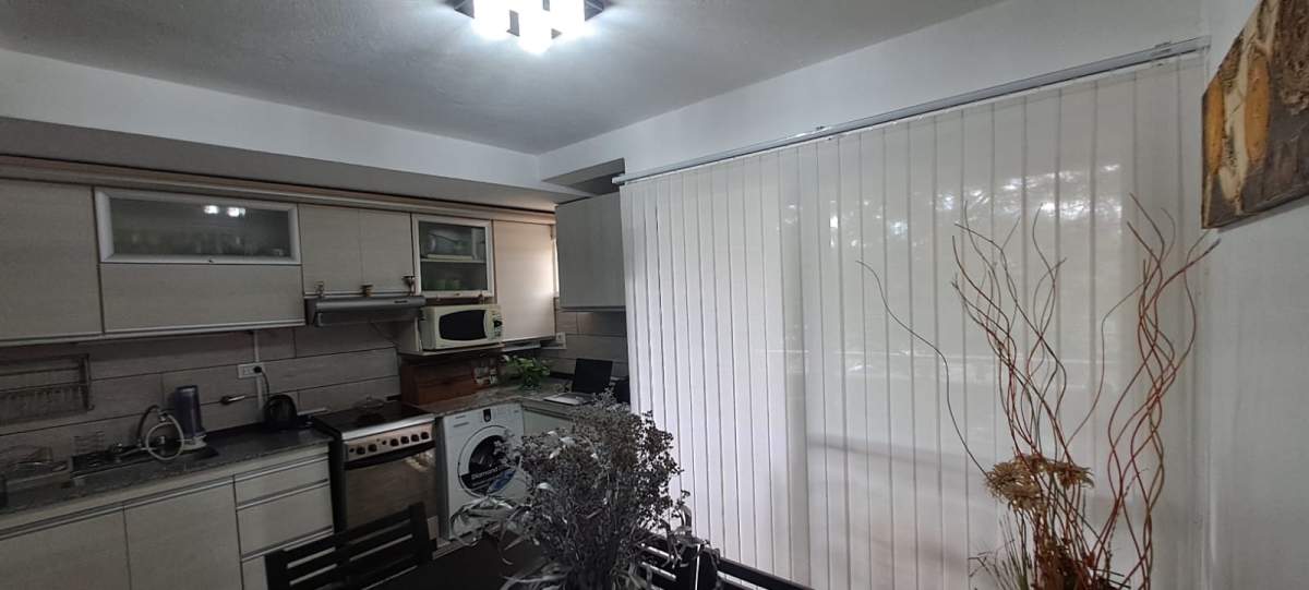 INVIERTA EN DEPTO CON COCHERA  DE 23 DORMITORIOS A CUADRAS DE NUEVA CORDOBA